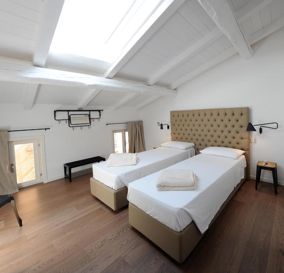 Opera 11 R&B Bed & Breakfast Parma Exterior foto